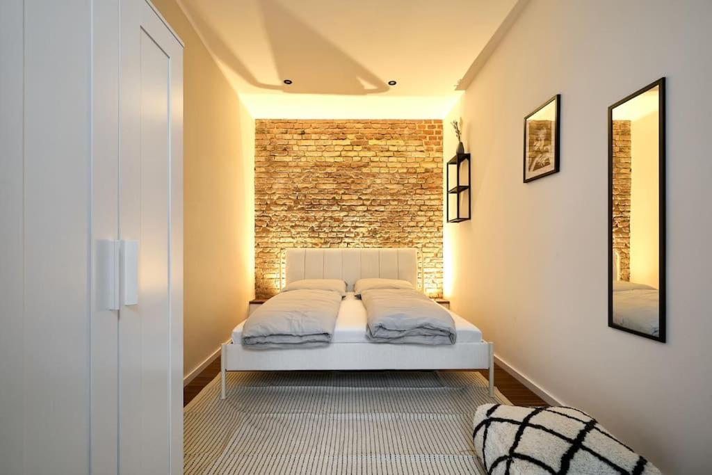 Central Apartment - Linienstrasse Berlin Bagian luar foto